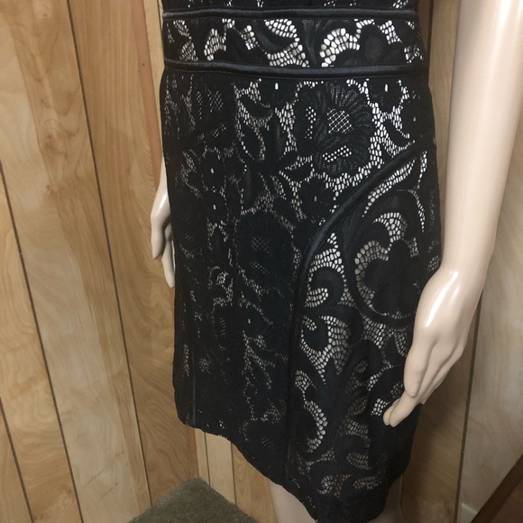 All Over Lace Deep V Dress - Picture 8 of 11